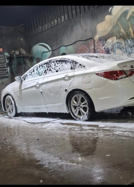 Hyundai sonata 2011, Automatic, ODO meter 3000000km
